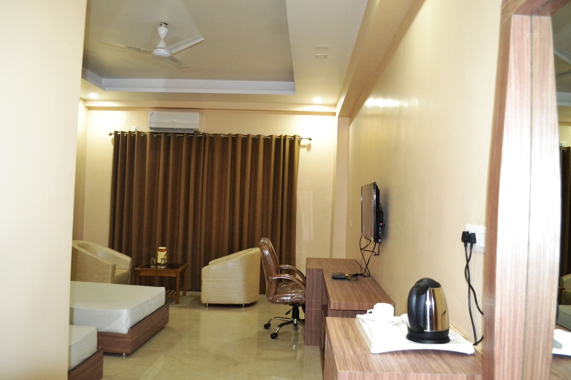 Hotel Siddhartha International คยา ภายนอก รูปภาพ